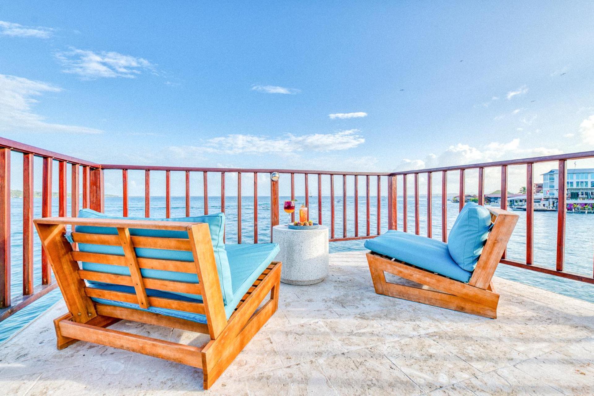 בוקס דל טורו Tropical Suites Hotel מראה חיצוני תמונה